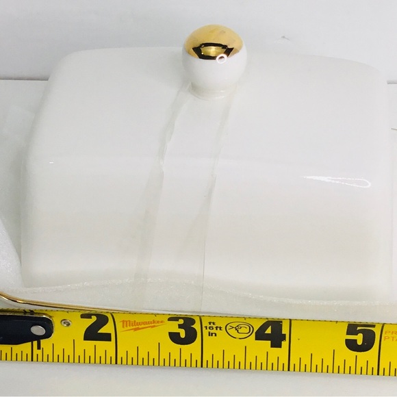 Butter Dish Grace's Teaware Covered Vintage Style Small Gold White New - Picture 3 of 4